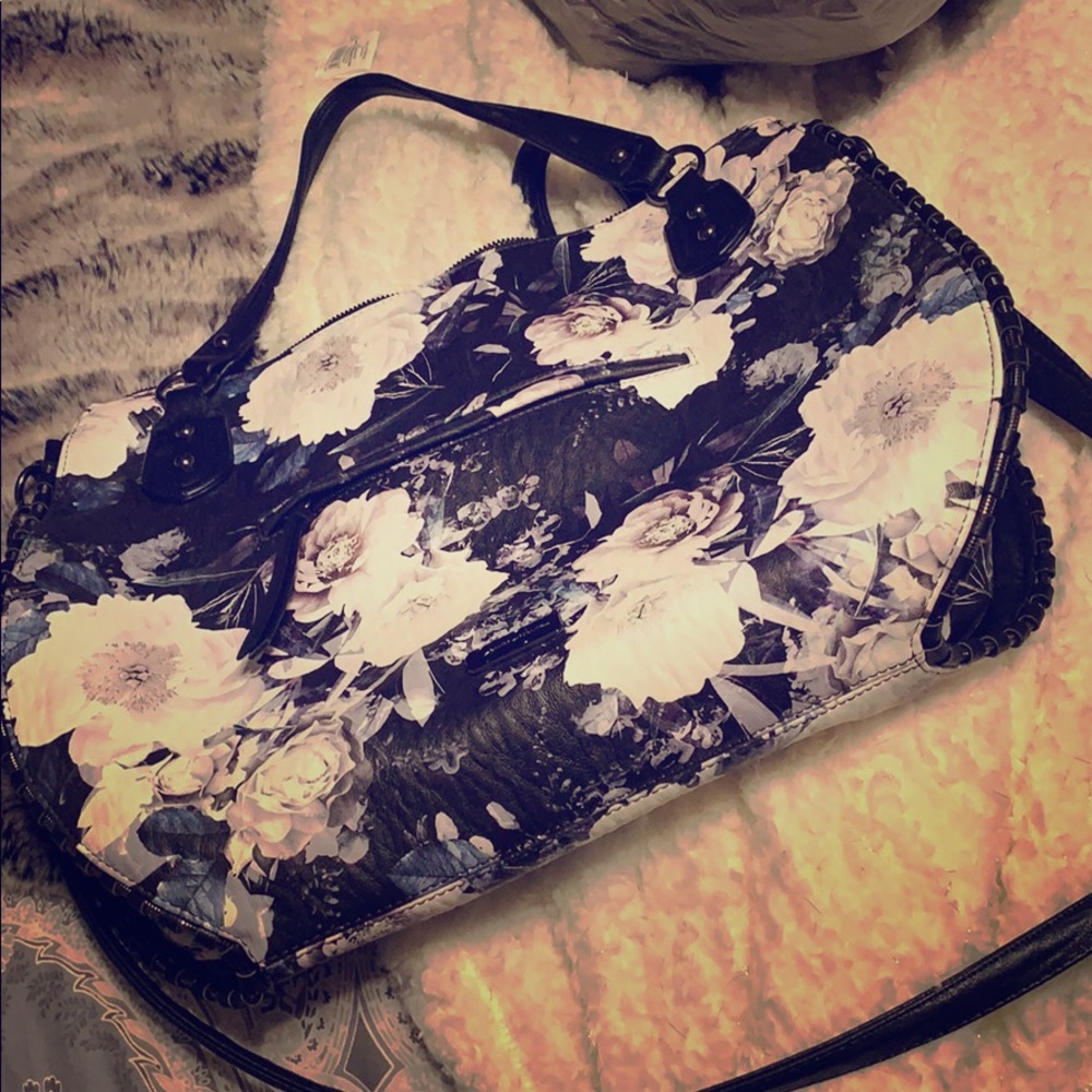 Jessica Simpson floral bag.